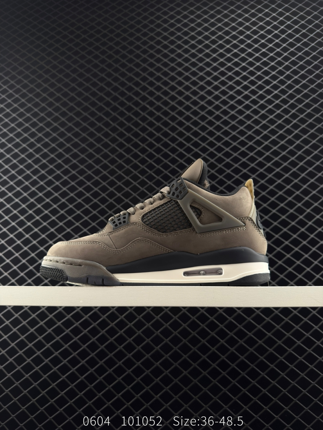 Nike SB x Air Jordan 4 Retro 